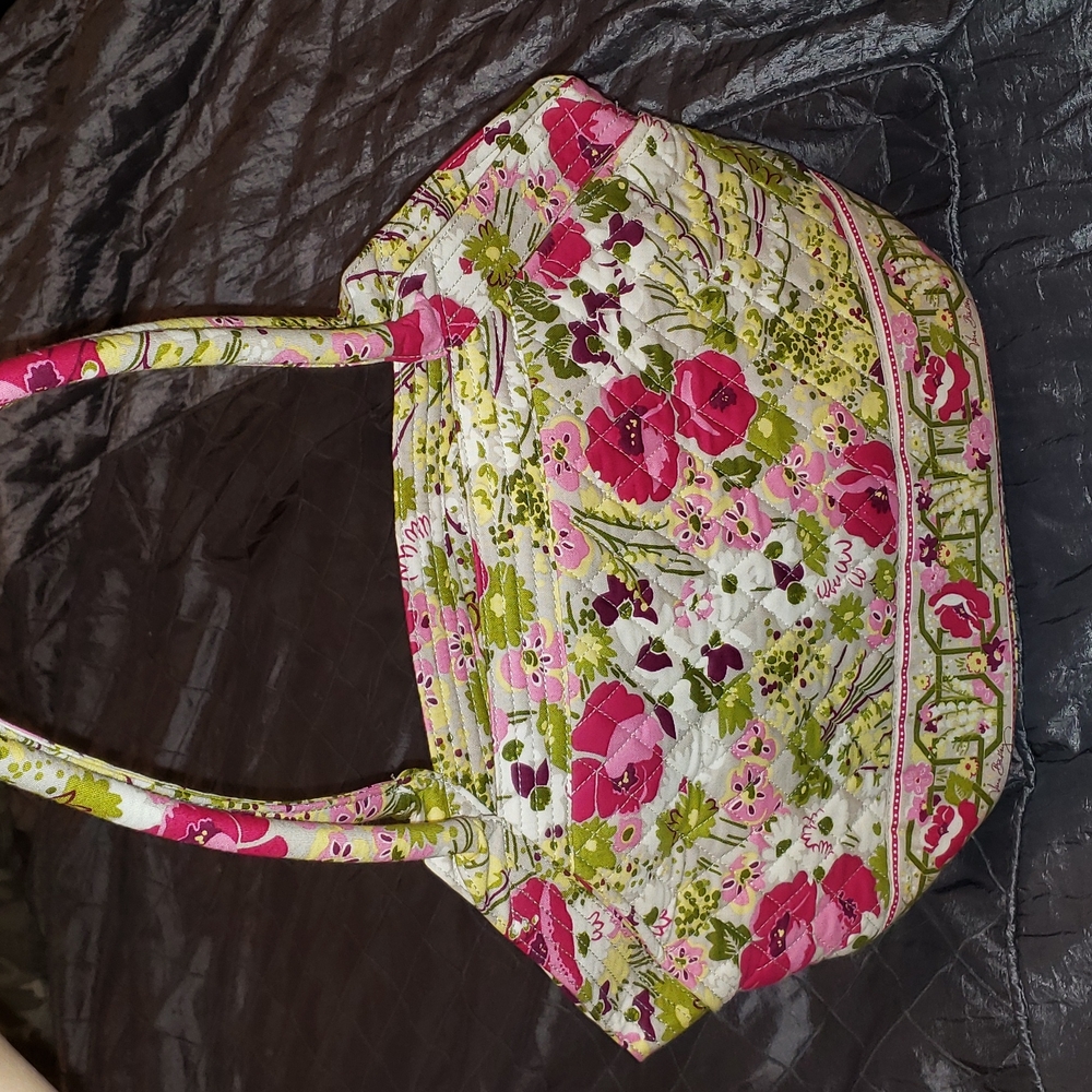 Vera Bradley 💐 floral purse / bag.